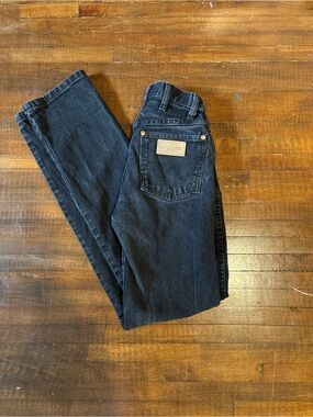 Wrangler Women's Straight Leg Jeans in Black